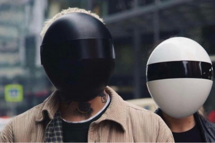 Koronavirusa qarşı yeni maskalar: İnsan üzünü...