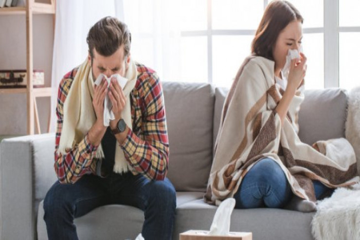 Evdə kimin daha çox koronavirusa yoluxma riski var?