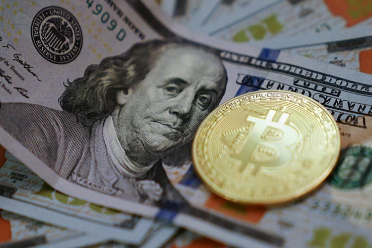 Bitkoin yenidən bahalaşdı