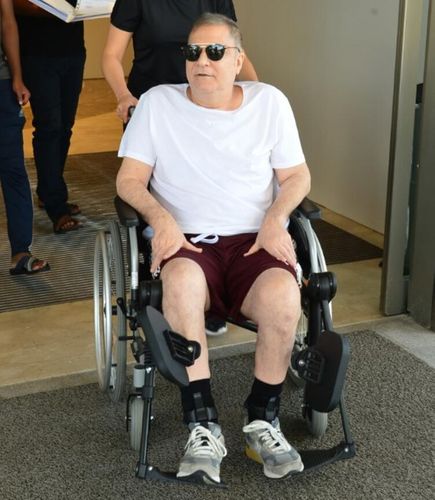 Məşhur aparıcı tanınmaz halda - FOTOLENT