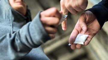 Bir rayonda 4 narkotik alverçisi saxlanıldı