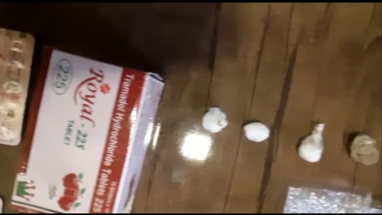 Narkotik satanlar da, alanlar da tutuldular