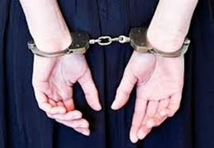 Narkotik satan qadın tutuldu, cinayətkar şəbəkə ifşa olundu