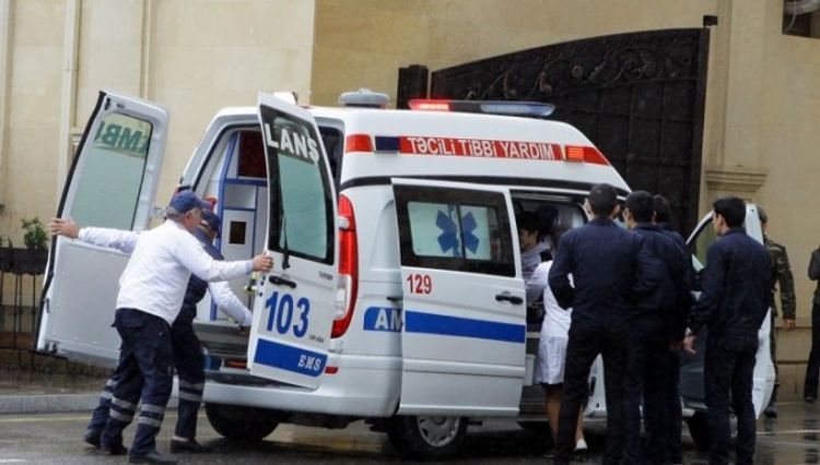 Azərbaycanda 4 nəfərin dərmandan halı pisləşdi