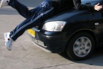 Məktəbli qızları vuran sürücü tutuldu