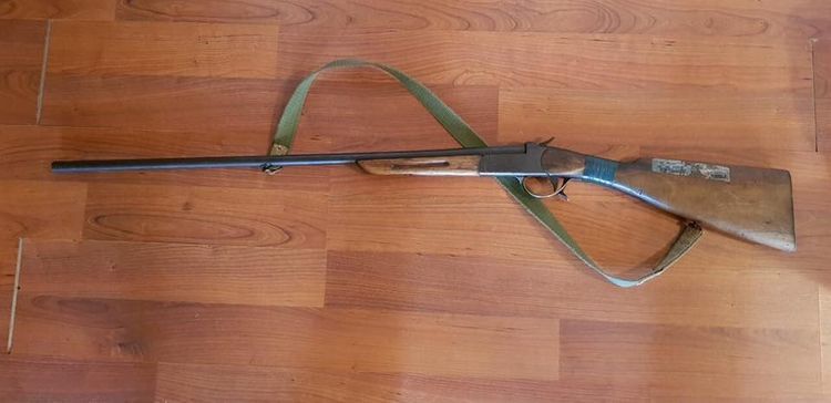 Azərbaycanda iki nəfərdə silah tapıldı