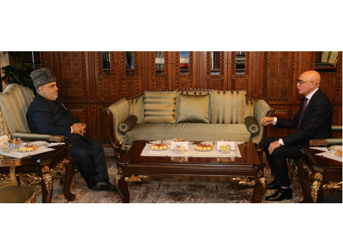  Şeyxülislama yubiley medalı təqdim olundu