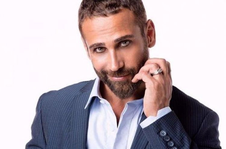 Murad Dadaşov türkiyəli müğənnini "Xəzər" ə gətirdi 