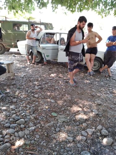 Kür qırağında piknik təşkil edənlər cərimələndi - FOTO