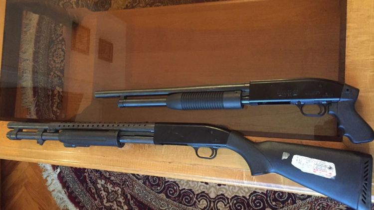 Bakının mərkəzində evdən ov silahları oğurlandı