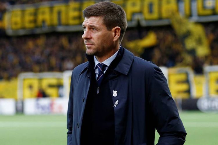 Cerrard İngiltərəyə qayıtmaqdan imtina etdi 