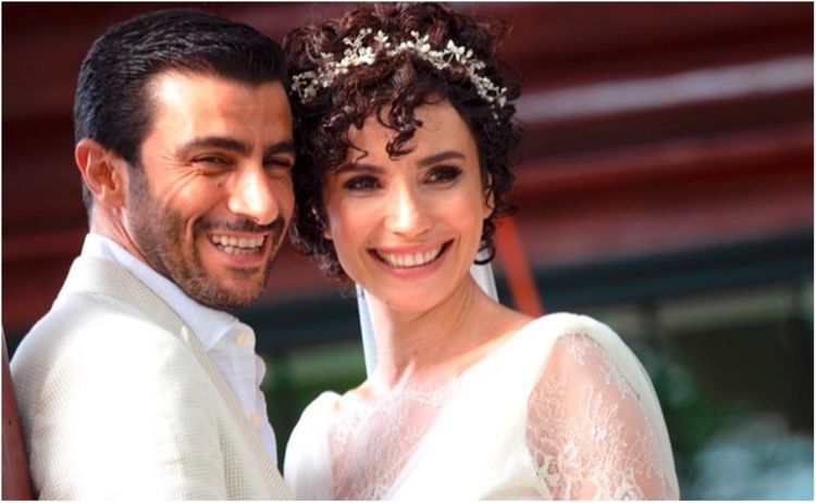 Tanınmış aktrisa biznesmenə ƏRƏ GETDİ