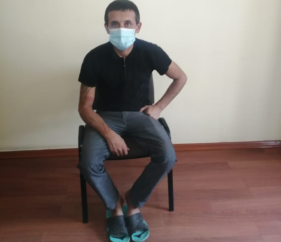 Qonşusunun yaşayış olmayan evində narkotik əkmişdi - FOTO