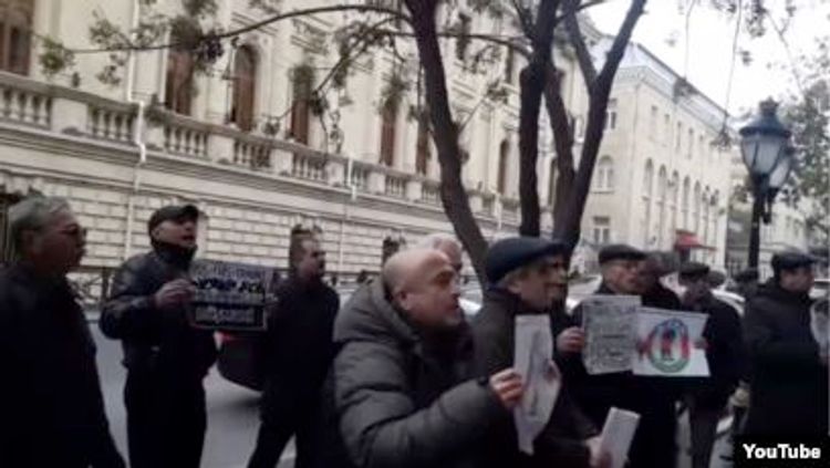 Bakıda karantinə görə aksiya keçirməyə məhdudiyyət qoyuldu  - RƏSMİ 