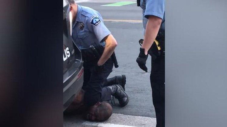 Corc Floyddan sonra polislə bağlı TARİXİ QƏRAR