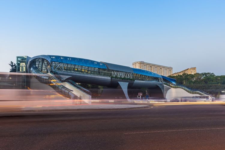 Lifti olan yerüstü keçid istifadəyə veriləcək - FOTOLENT