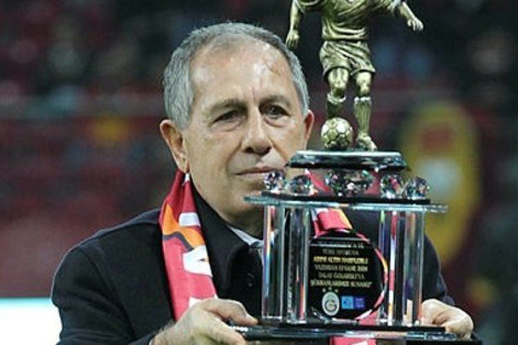 “Qalatasaray”ın keçmiş futbolçusu vəfat etdi