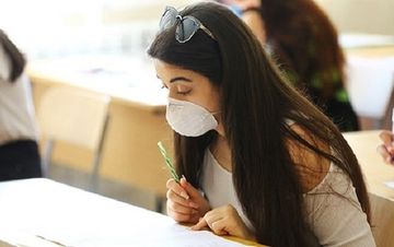 “Abituriyentlər üçün dərs vaxtı”nın sabaha olan CƏDVƏLİ