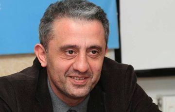 Azərbaycanda şair koronavirus şübhəsi ilə klinikaya yerləşdirildi