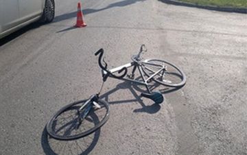 Maşınla vurulan velosipedçi öldü