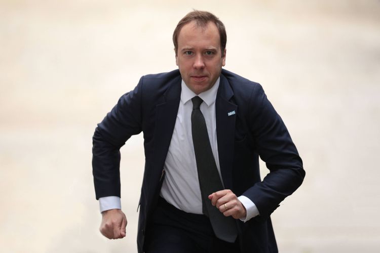 Səhiyyə naziri də virusa yoluxdu - Britaniyada