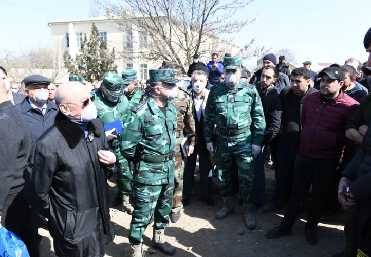 Kəmaləddin Heydərov və Elçin Quliyev Rusiyadan gələrək karantinə cəlb olun­muş vətəndaşlarla görüşüblər - FOTO