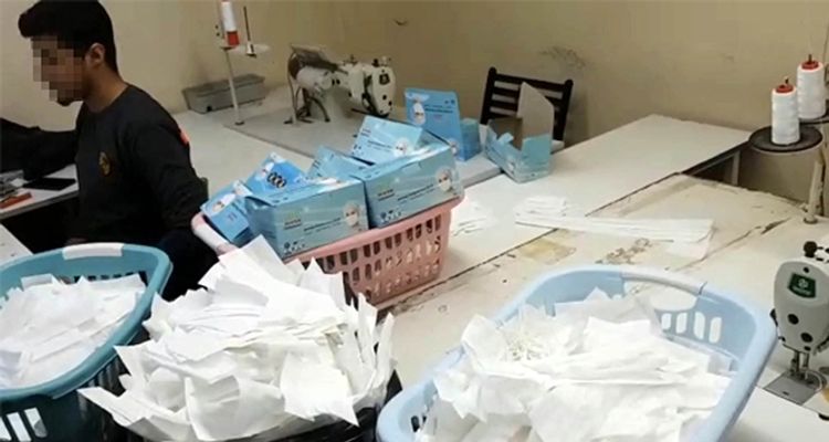 Türkiyədə 1 milyon saxta maska istehsal edən suriyalı iş adamı saxlanıldı