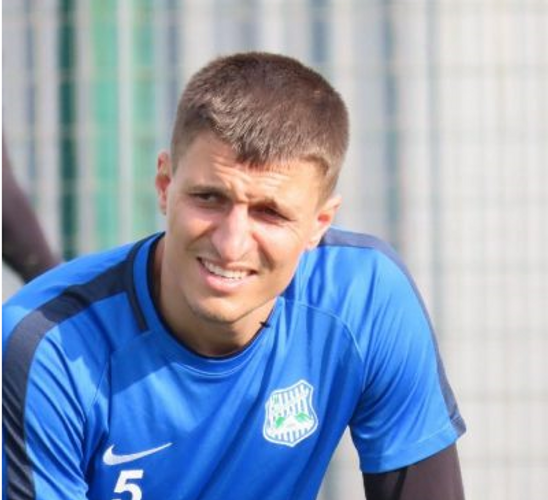 Futbolçu azyaşlı oğlunu öldürdü - Türkiyədə