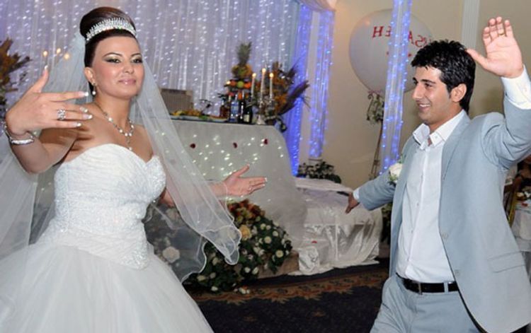 "Sevgi etirafları gəlir, qaynayıram" - Boşanan müğənnimiz - VİDEO