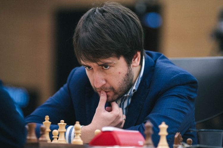 Teymur Rəcəbov qələbə qazana bilmir