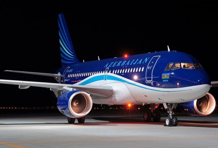 Yüzlərlə Azərbaycan vətəndaşı İstanbuldan Bakıya gətirildi