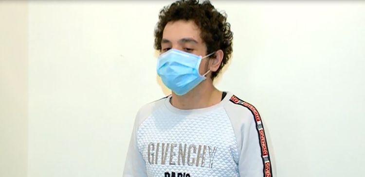 Evlərdən, köşklərdən oğurluq etdilər 