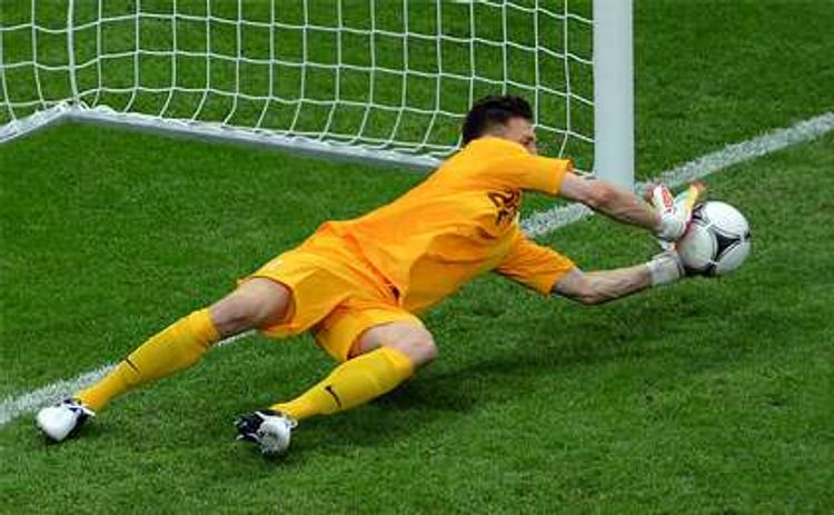 Azərbaycanın ən yaxşı qapıçısı kimdir?