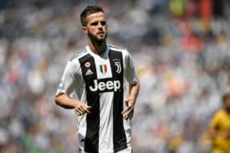 Miralem Pyaniç İspaniyaya köçür