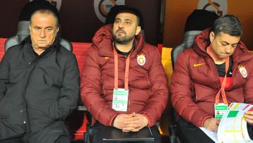 “Qalatasaray”ın məşqçisi istefa verdi