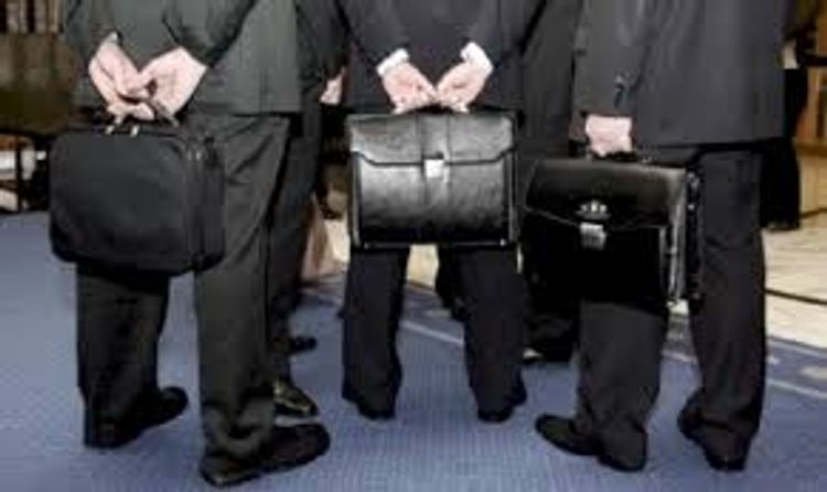 Bu nazirliyin 13 vəzifəli şəxsi barəsində cinayət işləri məhkəməyə göndərildi