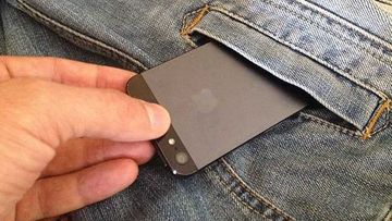 Bakıda 12 yaşlı uşağı soydular