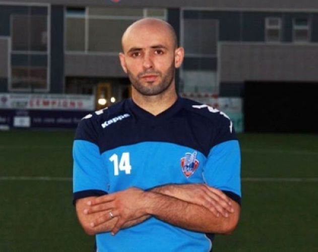 Millimizin keçmiş futbolçusu ev tikib satır