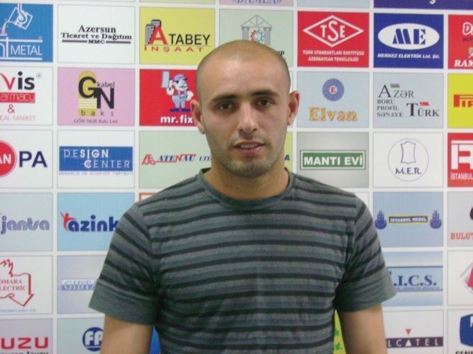 "Bülənt Qorxmaz deyirdi ki, Elvini futbolçu saymıram"- Elvin Əliyev