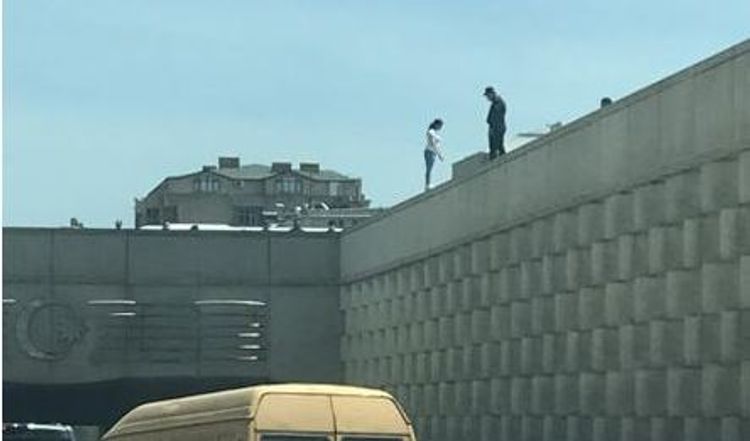 Bakıda gənc qız niyə intihar etmək istədi?- SƏBƏB - YENİLƏNİB