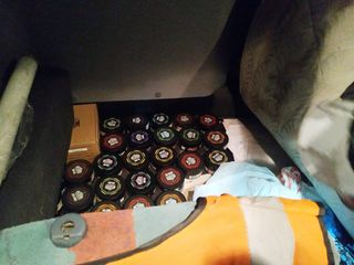 Döşəyin altından görün nə çıxdı?