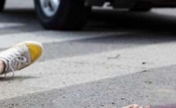 Bakıda avtomobilin vurduğu piyada öldü