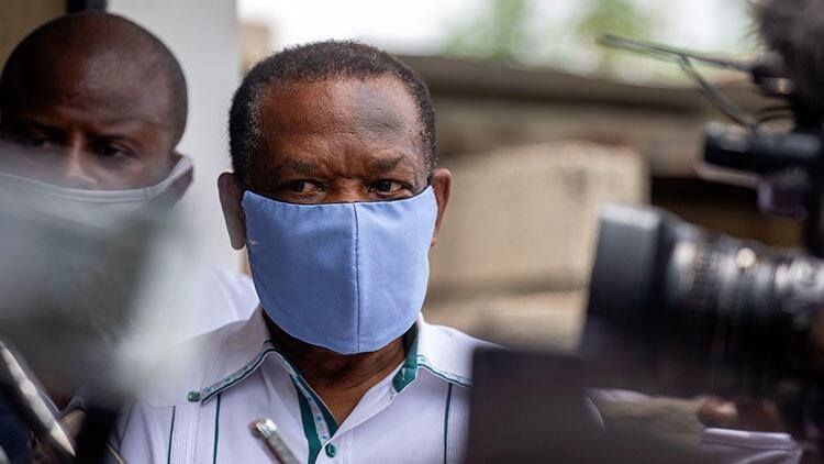 Qadın futbolçuları zorlayan federasiya prezidenti cəzalandırıldı