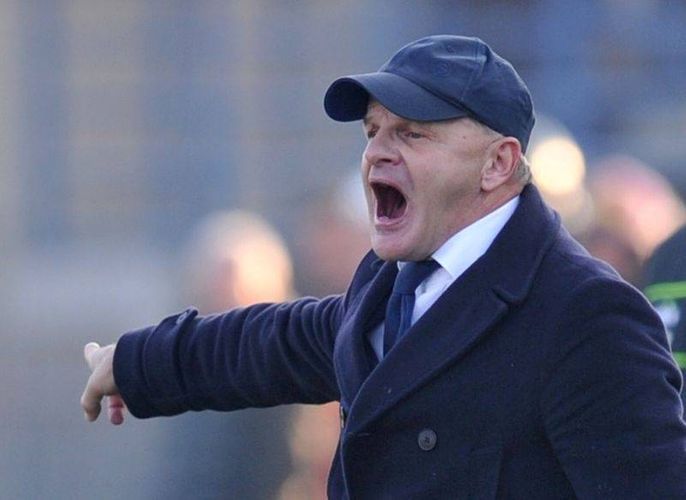 “Fiorentina” baş məşqçisini göndərir 