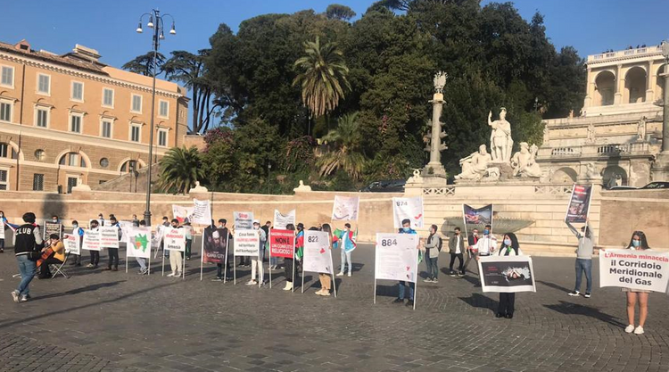  İtaliyada “9 Noyabr- Dövlət Bayraq günü” ilə əlaqədar  tədbir keçirilib