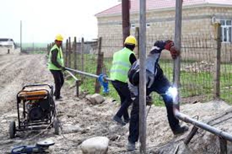 Düşmənin ziyan vurduğu qaz təsərrüfatları bərpa edilir - RƏSMİ