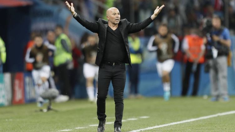 Milliyə baş məşqçi gətirilir - Braziliyadan