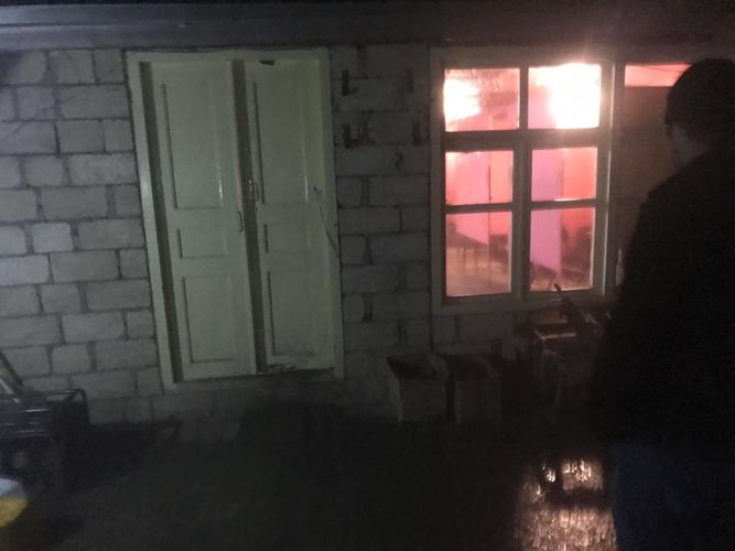 Qanunsuz fəaliyyət göstərən çayxana aşkar edildi - FOTO