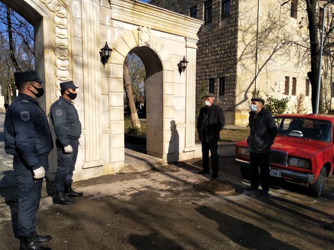 Küçə, prospekt və parklarda karantinlə bağlı reyd keçirildi - FOTOLENT