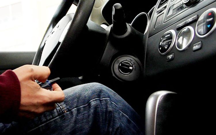 Bakıda motosiklet, Lənkəranda maşın qaçırıldı